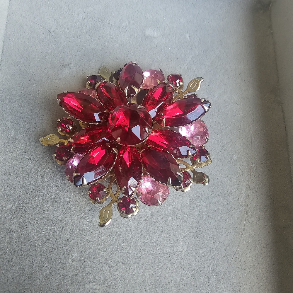 Source Unknown Red and Pink Floral Brooch